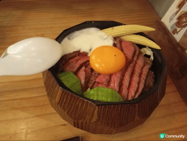 本人好鍾意食日本嘢，見到啲慢煮牛肉飯shabu shabu同...