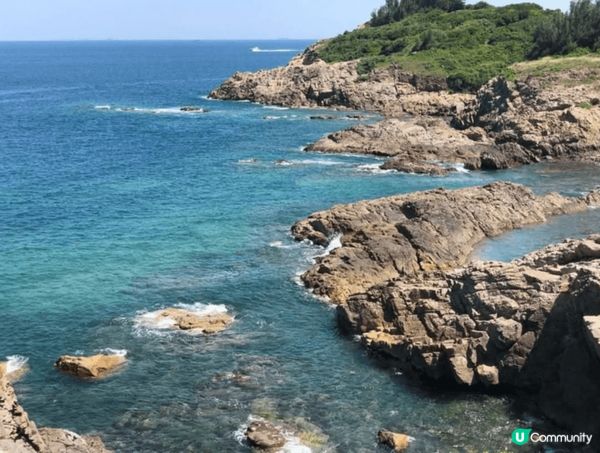 東龍洲燈塔景觀開揚，空氣清新，望住一望無際的海灘，感覺心擴神...