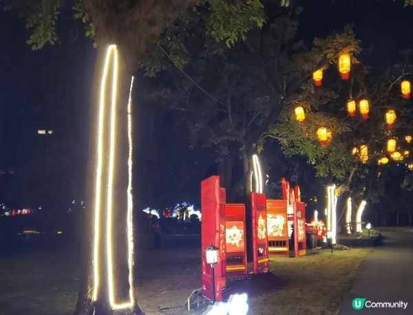 一年前，同朋友一齊去深圳錦繡中華村。認識中華文化，不同的文族...