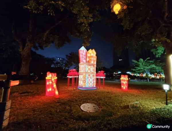 一年前，同朋友一齊去深圳錦繡中華村。認識中華文化，不同的文族...