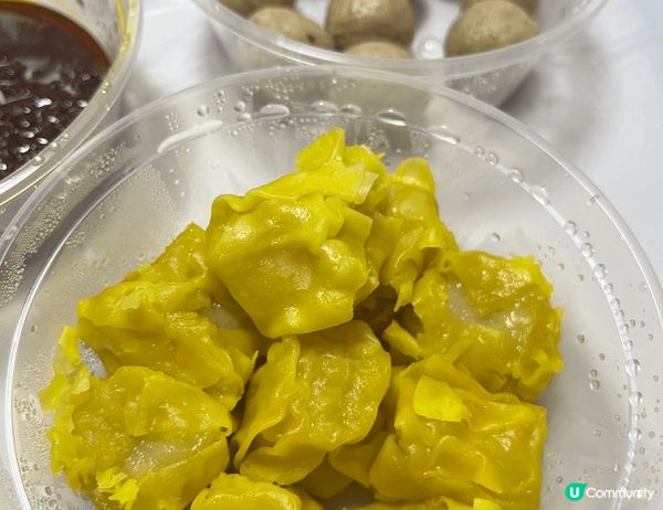 大圍小食是大圍火車站對面一間屹立多年的老字號小食店，堪稱街坊...