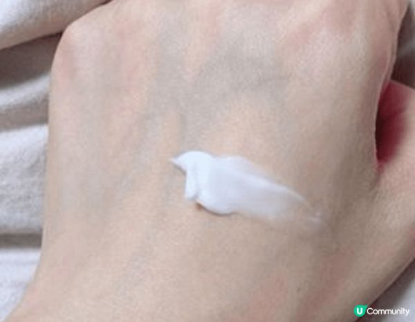 冬天必備保濕鎖水面霜！這面霜的滋潤能力很有名，一開始還會擔心...