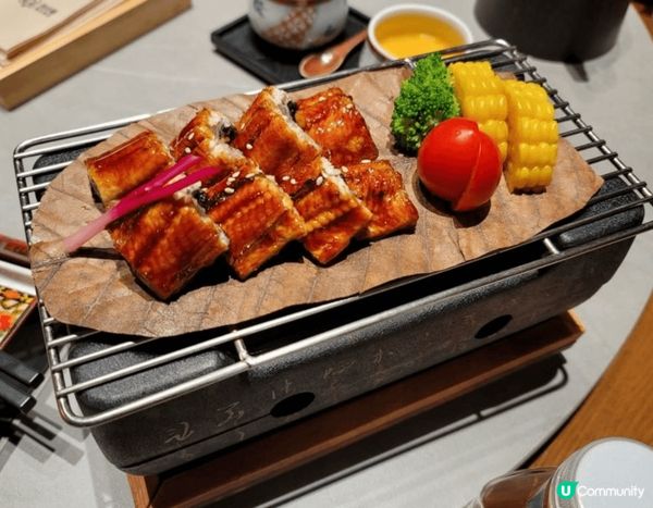 深圳人氣海膽店「胆道」環境寬敞，座位舒適，服務不錯