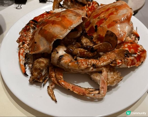 牛肋條， 炒花蟹， 蜆肉意粉均出自家人在網上自學成果， 味道...