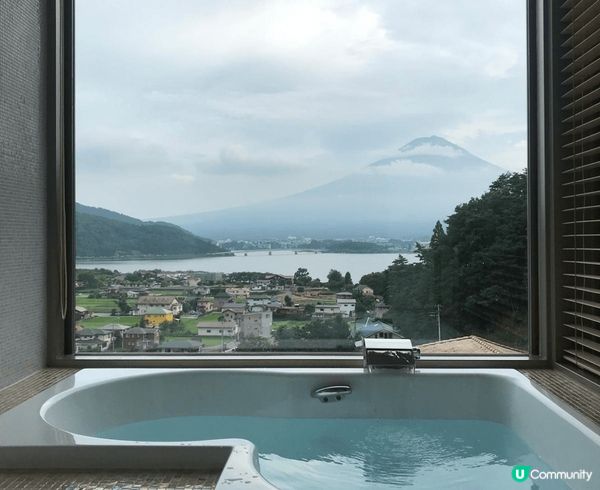 富士山不論係日出日落，定係喺溫泉酒店入邊望出去，都有一種治癒...