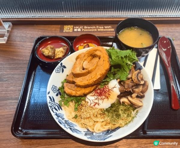 🏇 灣仔馬會餐廳 —— 低調奢華的會員制食府，主打經典粵菜與...