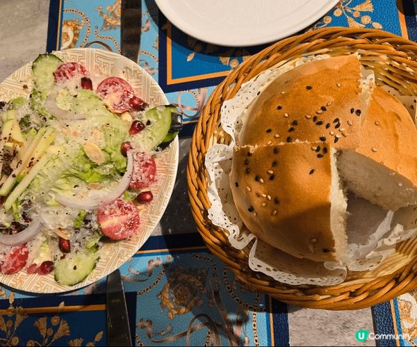 第一次食土耳其菜，感覺口味應該偏向華人口味，係深圳選擇了一間...