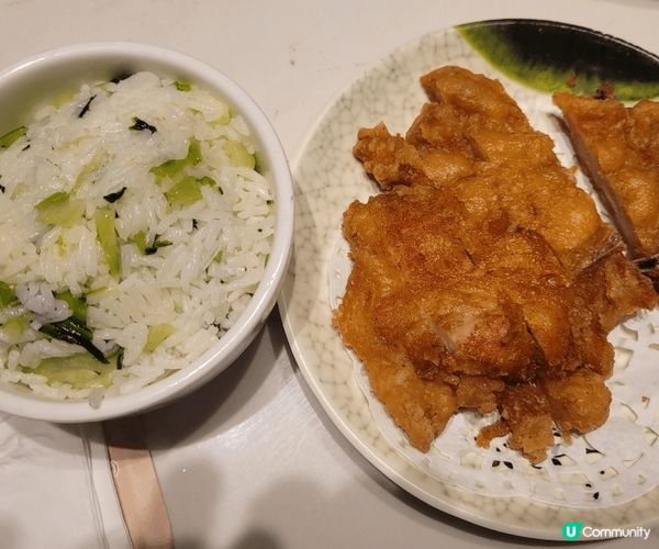 夏麵館，母親節前夕晚餐，叫了小籠包，涼菜5小碟，黑醋話梅骨，...