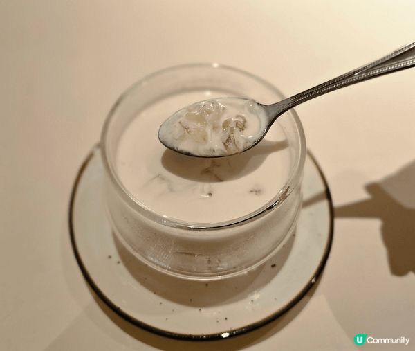 四口餐廳的福建菜，會定期跟隨時節去轉換餐牌內容，今期便是鰻魚...