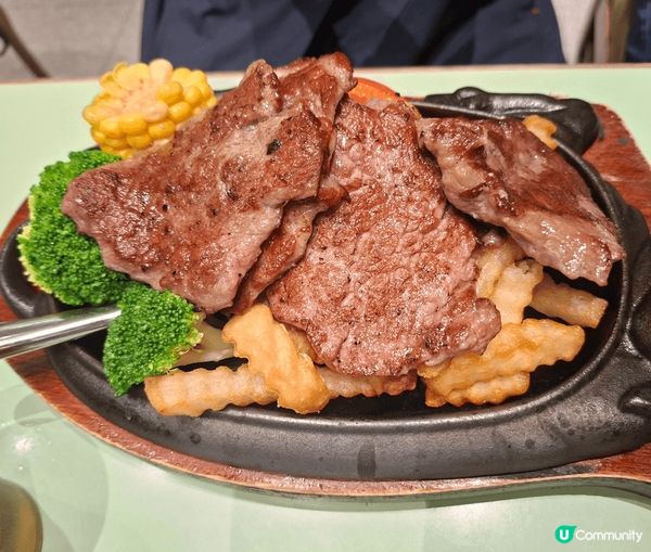 ✨️今次吃荳子冰室鐵板扒餐，叫左一個二人鐵板餐，包甜品飲品，...