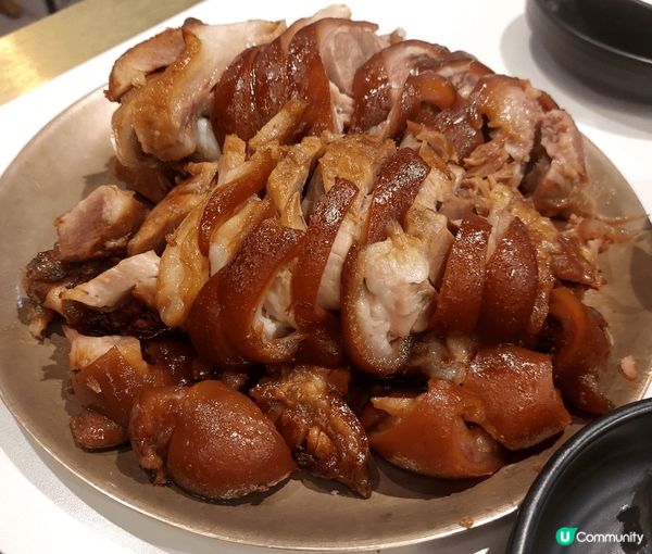 去韓國買衫，買鞋，買化妝品，係一定會架啦。但韓國既美食都唔少...