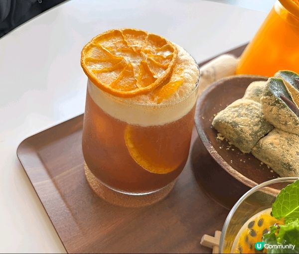 濟州Cafe the Container 巨型橙色手提藍外型...