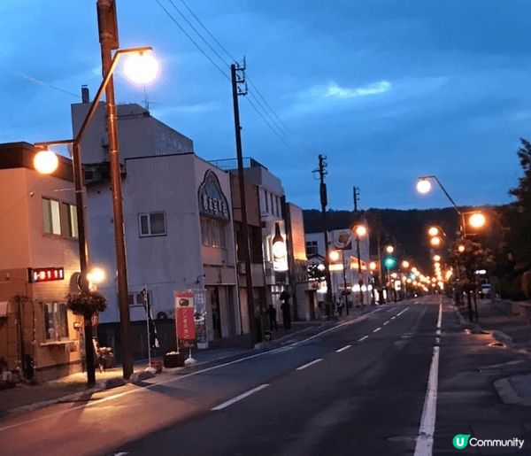 洞爺湖這是北海道比較有名氣的溫泉景點之一，因為面向。羊蹄山。...