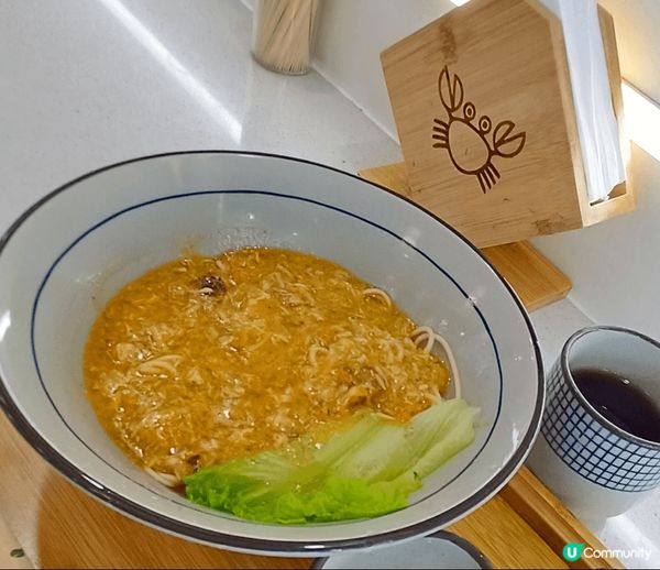 蟹肉蟹膏掛麵確實很美味，滿滿蟹肉蟹膏滿蓋沾麵上，每一啖均有蟹...