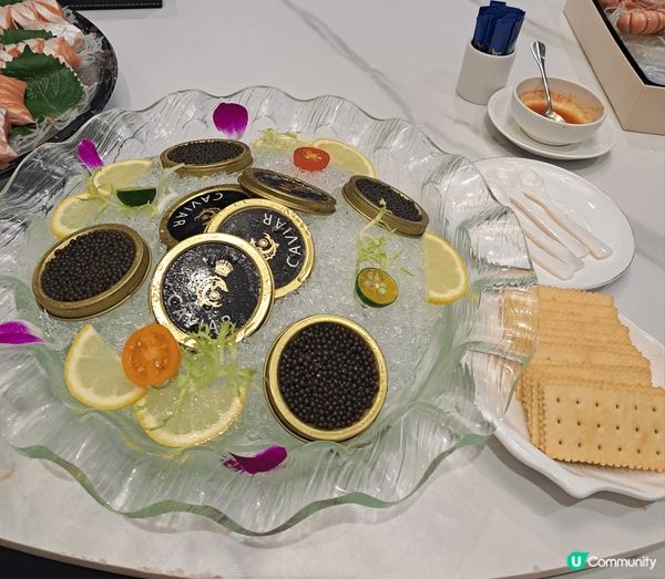 良朋共聚，休魚期??完，梗係出去打邊爐食海鮮，材料新鮮真係齋...