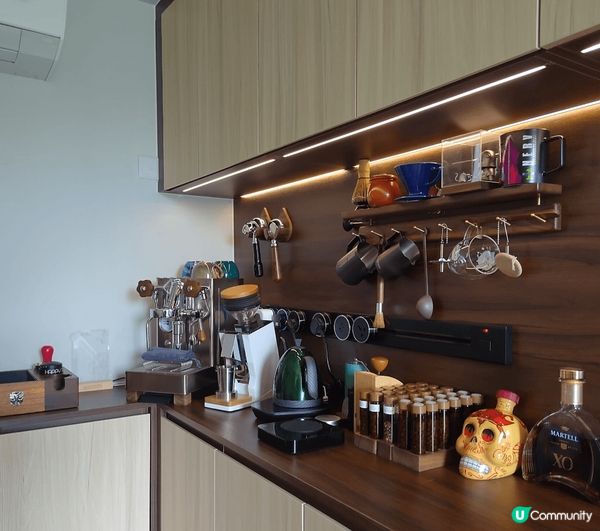 露營炒豆moment，咖啡閣擺設，嘆杯咖啡酒