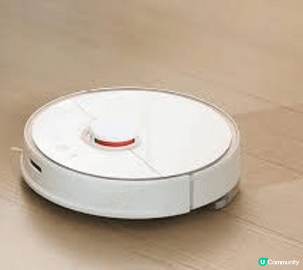 掃地機器人可以節約時間，掃地更乾淨，更重要是床底枱底很難清潔...