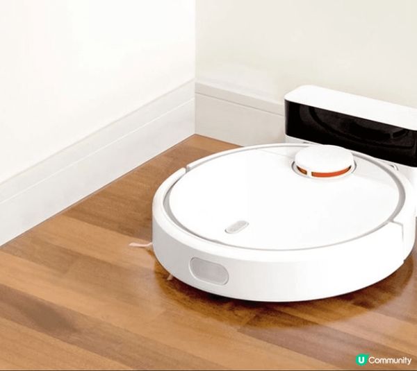 掃地機器人可以節約時間，掃地更乾淨，更重要是床底枱底很難清潔...
