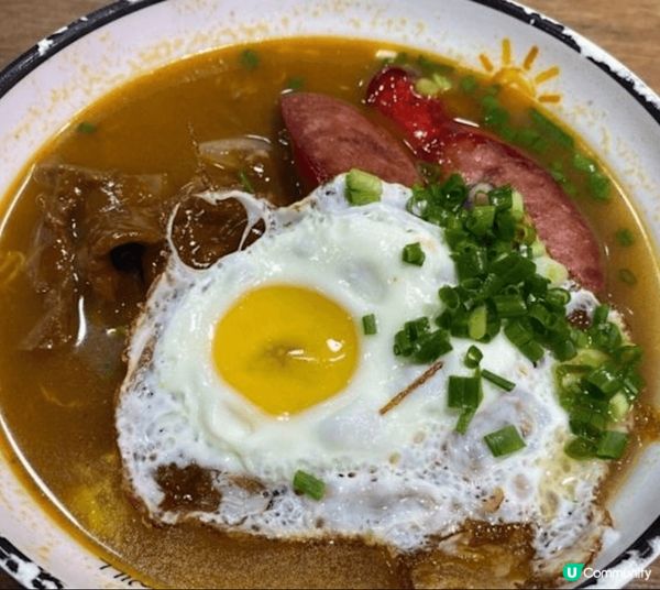 香港美食代表，好好運沙嗲牛麵，美味又便宜，無得輸。