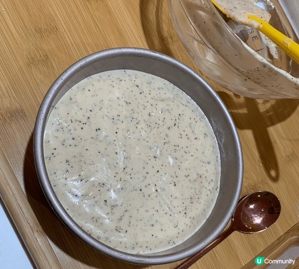 今次我同細佬一齊烘焙嘅伯爵茶流心蛋糕，味道美味之餘，更重要係...