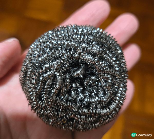 Amway 不銹鋼軟刷，一盒有四個，是用優質的不銹鋼絲造成...