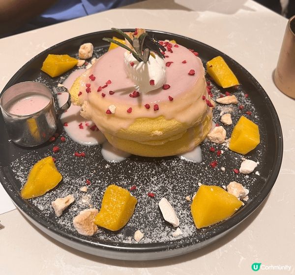 呢3間唔同主題既甜品都非常滋味同創新，有日式刨冰，疏芙莉，台...