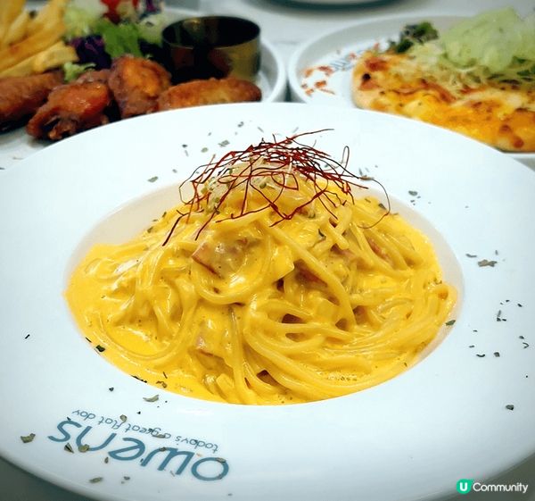 太子人氣cafe Owens..非常喜愛跟三五知已聚會的地方...