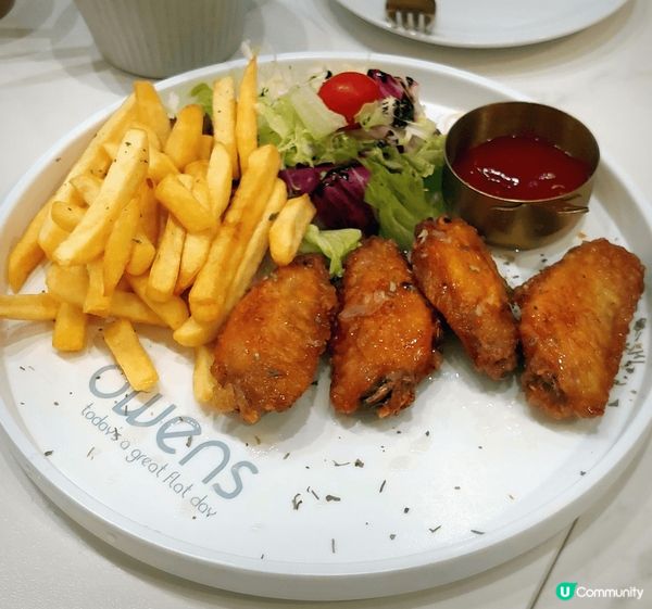 太子人氣cafe Owens..非常喜愛跟三五知已聚會的地方...