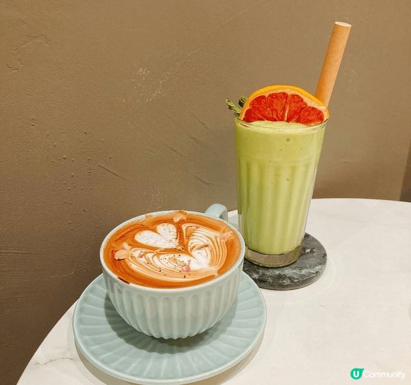 趁住放假去咗唔同餐廳Cafe飲咖啡☕️同食好嘢～咖啡拉花都好...