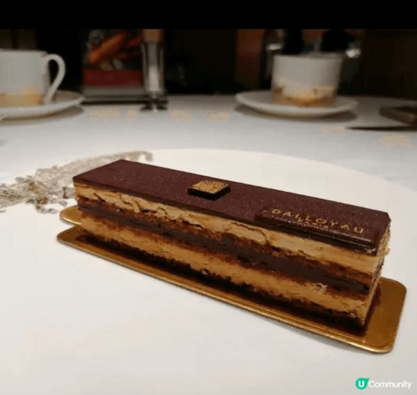 歌劇院蛋糕（Opera）這款法式經典甜點層次豐富，咖啡奶油、...