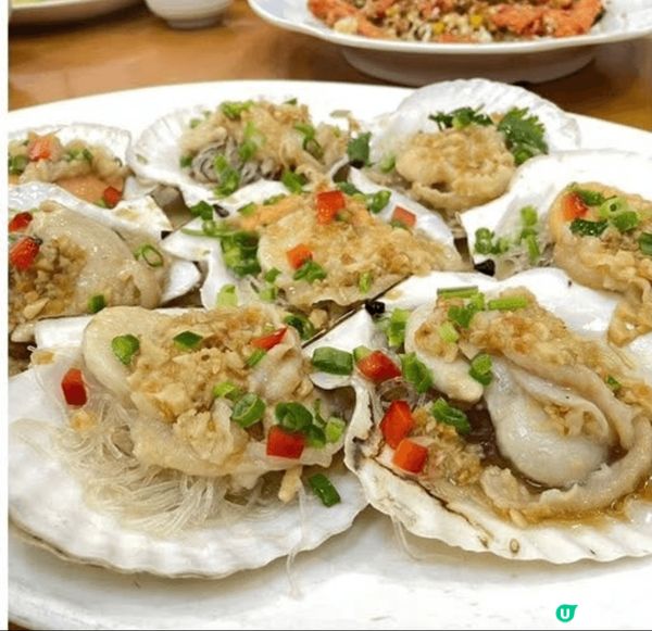 在土瓜灣利東軒酒樓，澳洲龍蝦非常新鮮美味，一蝦有兩食，我最欣...