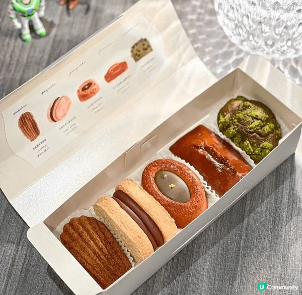 收到朋友送嘅Rocca甜品禮盒，一打開就覺得包裝好精緻，啱晒...