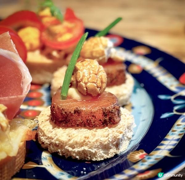 The Poppin’ Tea Party@FINDS