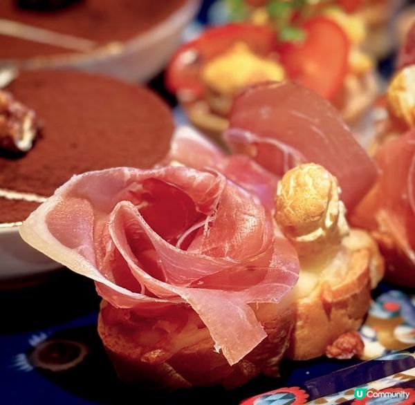 The Poppin’ Tea Party@FINDS