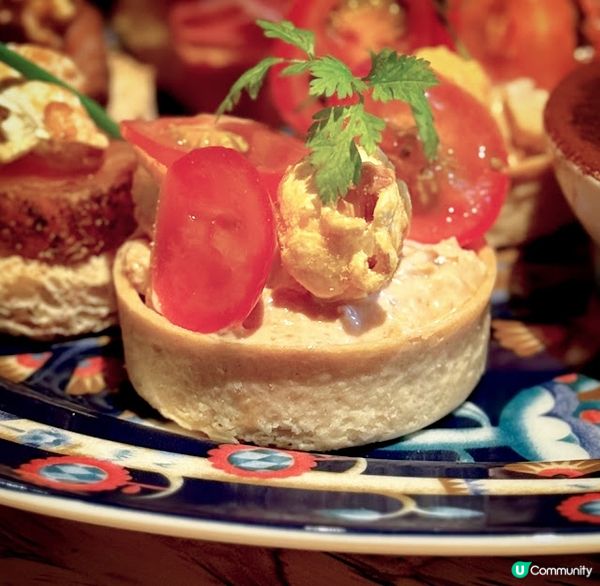 The Poppin’ Tea Party@FINDS