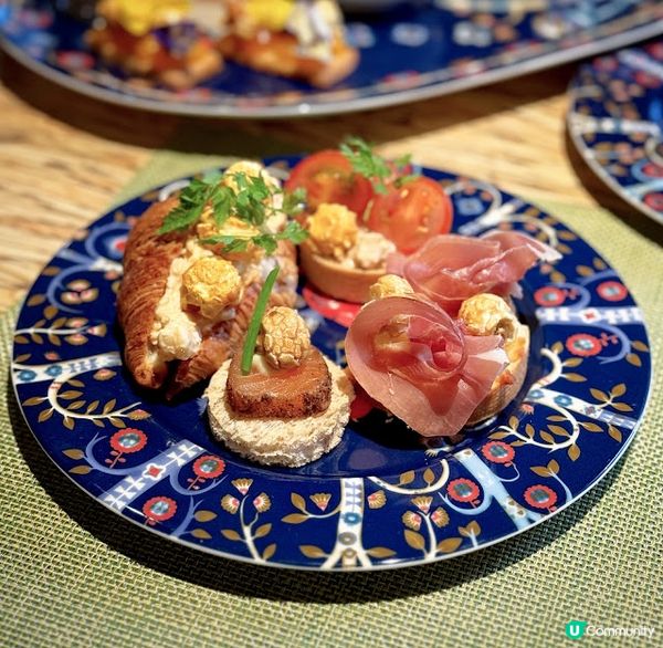 The Poppin’ Tea Party@FINDS