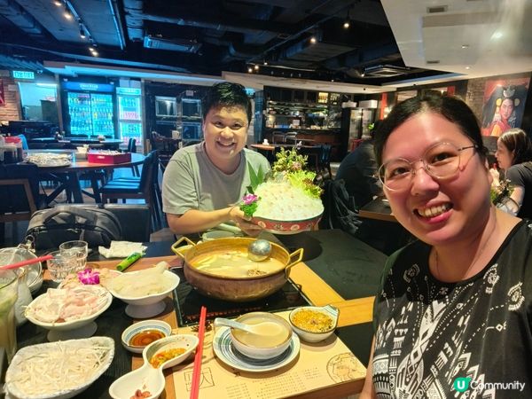 荃灣火鍋新寵🔥 大紅袍活魚刺身驚艷🤩