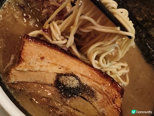 充滿東瀛風情的人氣拉麵店，濃郁日式滋味😋