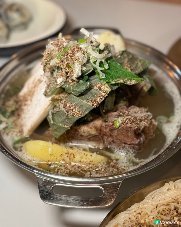 韓國知名豬手開到中環🇰🇷🐷 紫蘇油拌麵係MVP‼️🤤