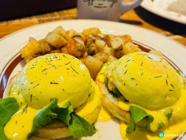 火腿蛋鬆餅🥞好豐富多蛋汁😋