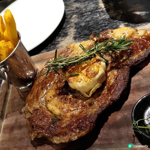 ## 觀塘工業風打卡Cafe📸 勁好食Fusion菜💜