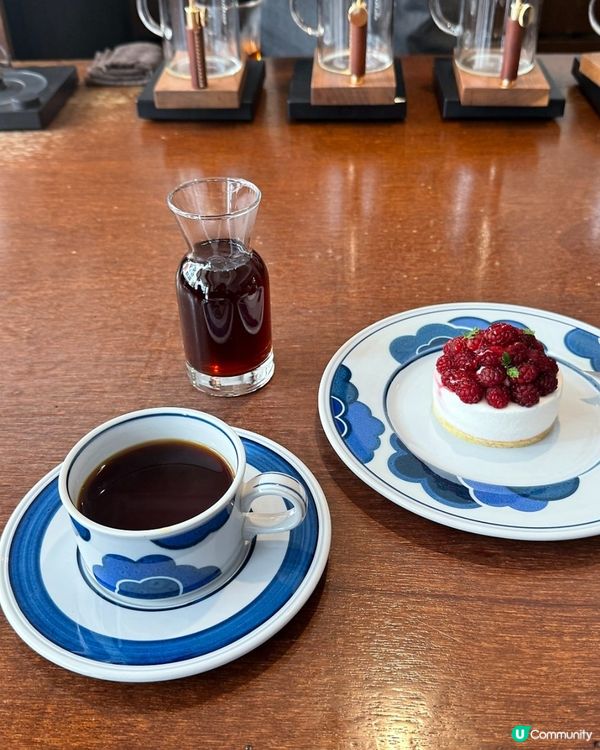 🇰🇷首爾弘大超有格調人氣爆燈咖啡店☕️🍰