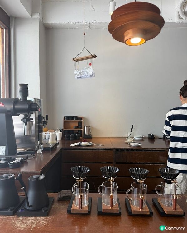 🇰🇷首爾弘大超有格調人氣爆燈咖啡店☕️🍰