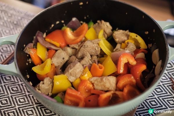 【思家廚房】#家常便飯🥘厚切豚肉炒三色椒