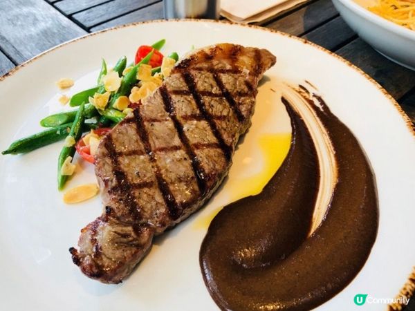 燒汁西冷牛扒肉質鮮嫩美味