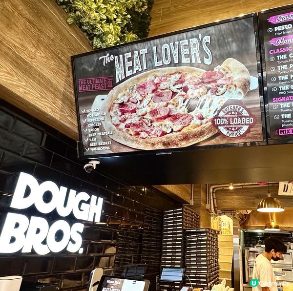 𝐇𝐚𝐩𝐩𝐲 𝐰𝐞𝐞𝐤𝐞𝐧𝐝 𝐰𝐢𝐭𝐡 𝐃𝐨𝐮𝐠𝐡 𝐁𝐫𝐨𝐬🍕...