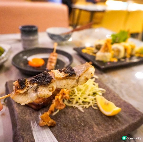 係淺水灣商場The Pulse地下，有一排好Chill既餐廳...