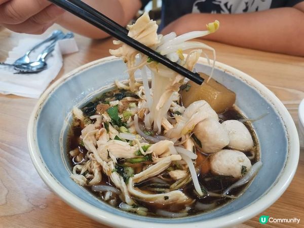 超開心，又俾我搵到間抵食又好食既泰國菜，不過位置就真係好隱蔽...