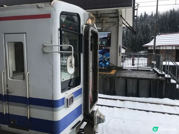 雪中火車站🚂幸福滿滿😍浪漫滿瀉❄️