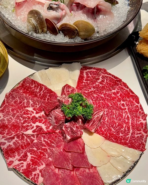 🦐 海鮮拼盤，新鮮到跳動！🤩